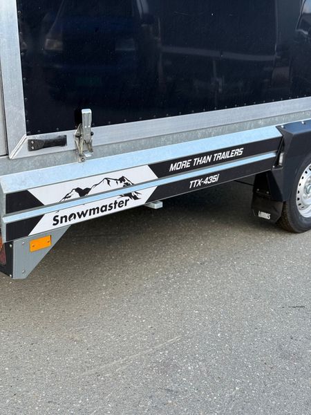 Lorries Snowmaster TTX-435i-K