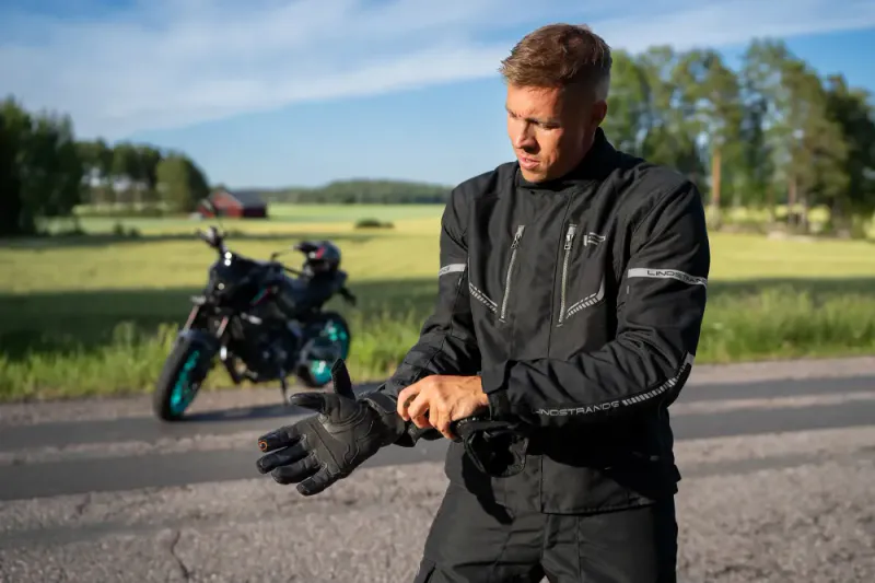 Lindstrands tekstiljakke Lomsen Black